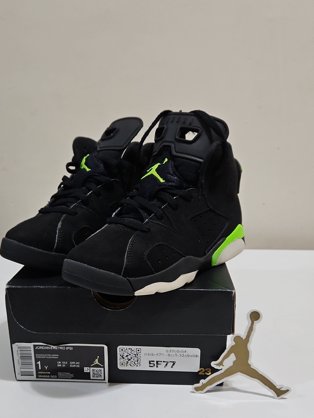 Jordan 6 Retro (PS) Kids Black with Neon Green Accents Basketball Sneakers